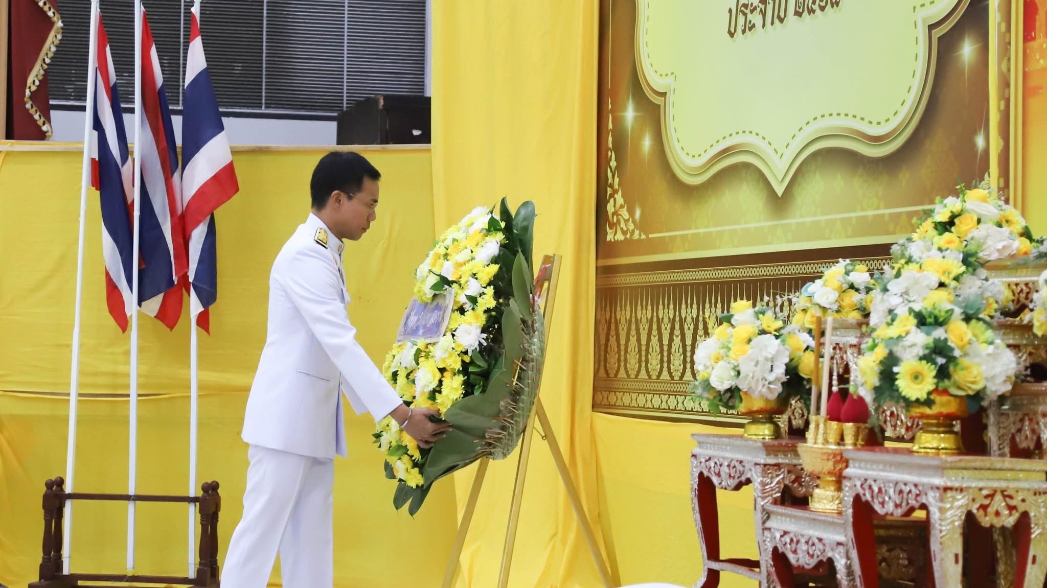 พช.สมุทรสงคราม ร่วมพิธีถวายราชสักการะเนื่องในวันคล้ายวันสวรรคตสมเด็จพระนเรศวรมหาราช ประจำปี 2568