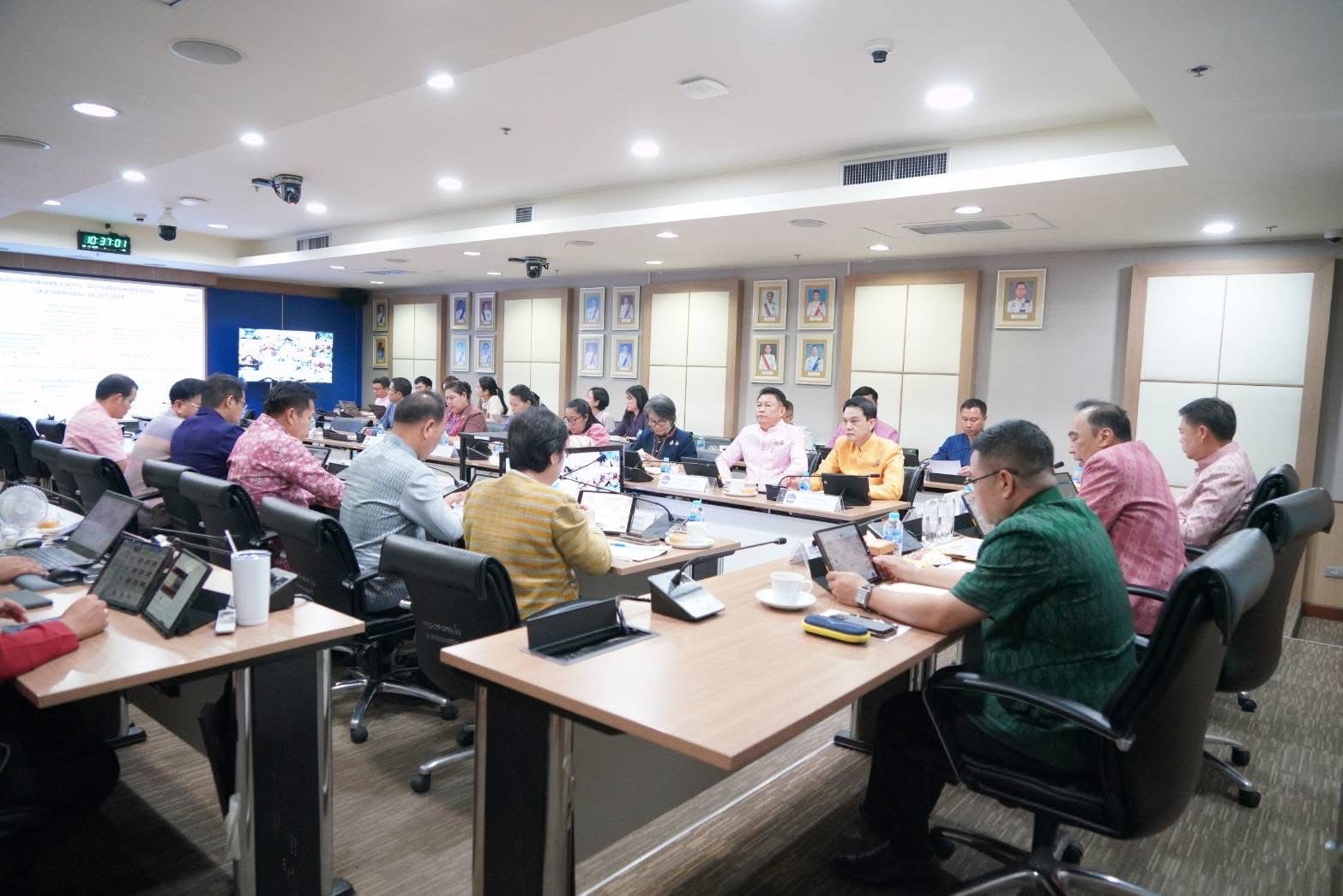 พช.สมุทรสงคราม ร่วมประชุมกรมการพัฒนาชุมชน ครั้งที่ 4/2568