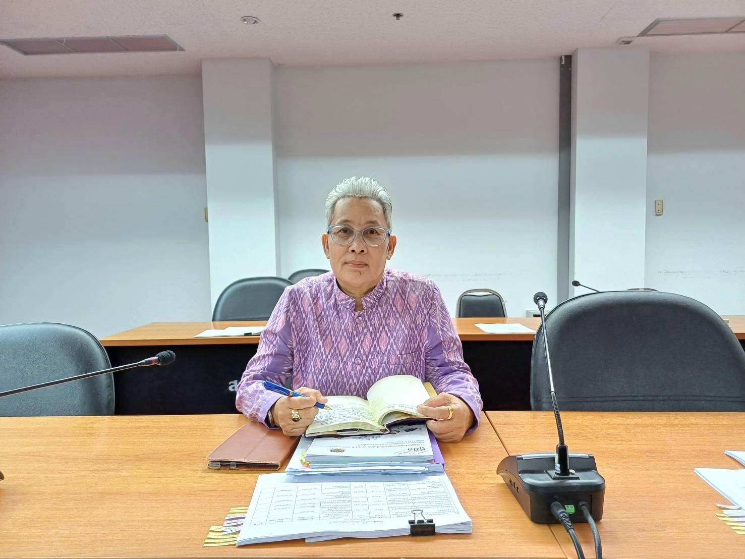 พช.สมุทรสงคราม ดำเนินการประชุมข้อราชการแก่เจ้าหน้าที่ในสังกัด สำนักงานพัฒนาชุมชนจังหวัดสมุทรสงคราม ประจำเดือนพฤษภาคม 2568