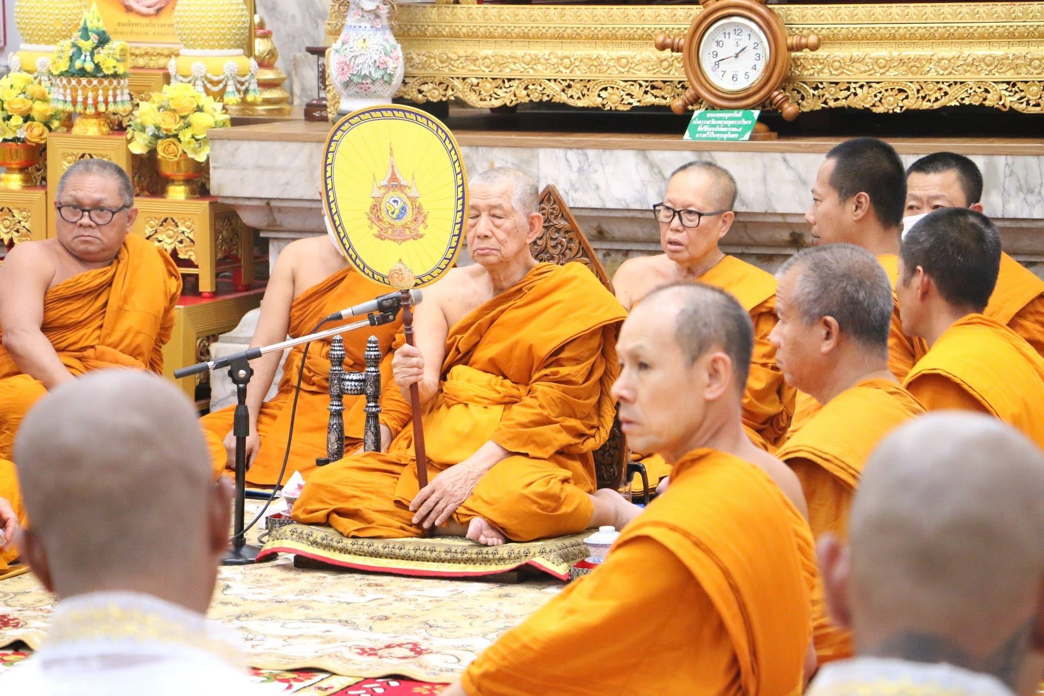 พช.สมุทรสงคราม ร่วมพิธีบรรพชาอุปสมบท โครงการบรรพชาอุปสมบทและปฏิบัติธรรมเนื่องในวันวิสาขบูชา วันสำคัญสากลโลก