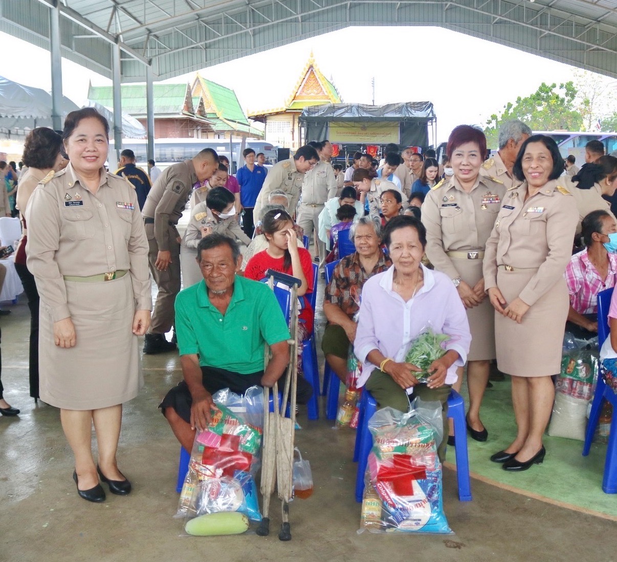พช.สมุทรสงคราม ร่วมโครงการเสริมสร้างความจงรักภักดีต่อสถาบัน บำบัดทุกข์ บำรุงสุข สร้างรอยยิ้มให้ประชาชน ประจำปีงบประมาณ พ.ศ. 2568 และหน่วยบริการจังหวัดสมุทรสงครามเคลื่อนที่ “บำบัดทุกข์ บำรุงสุข สร้างรอยยิ้มให้ประชาชน”