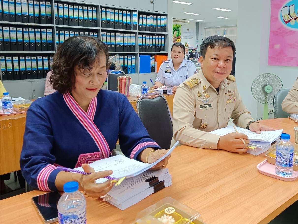 พช.สมุทรสงคราม ดำเนินการประชุมคณะทำงานขับเคลื่อนกองทุนพัฒนาบทบาทสตรีจังหวัดสมุทรสงคราม ครั้งที่ 4/2568
