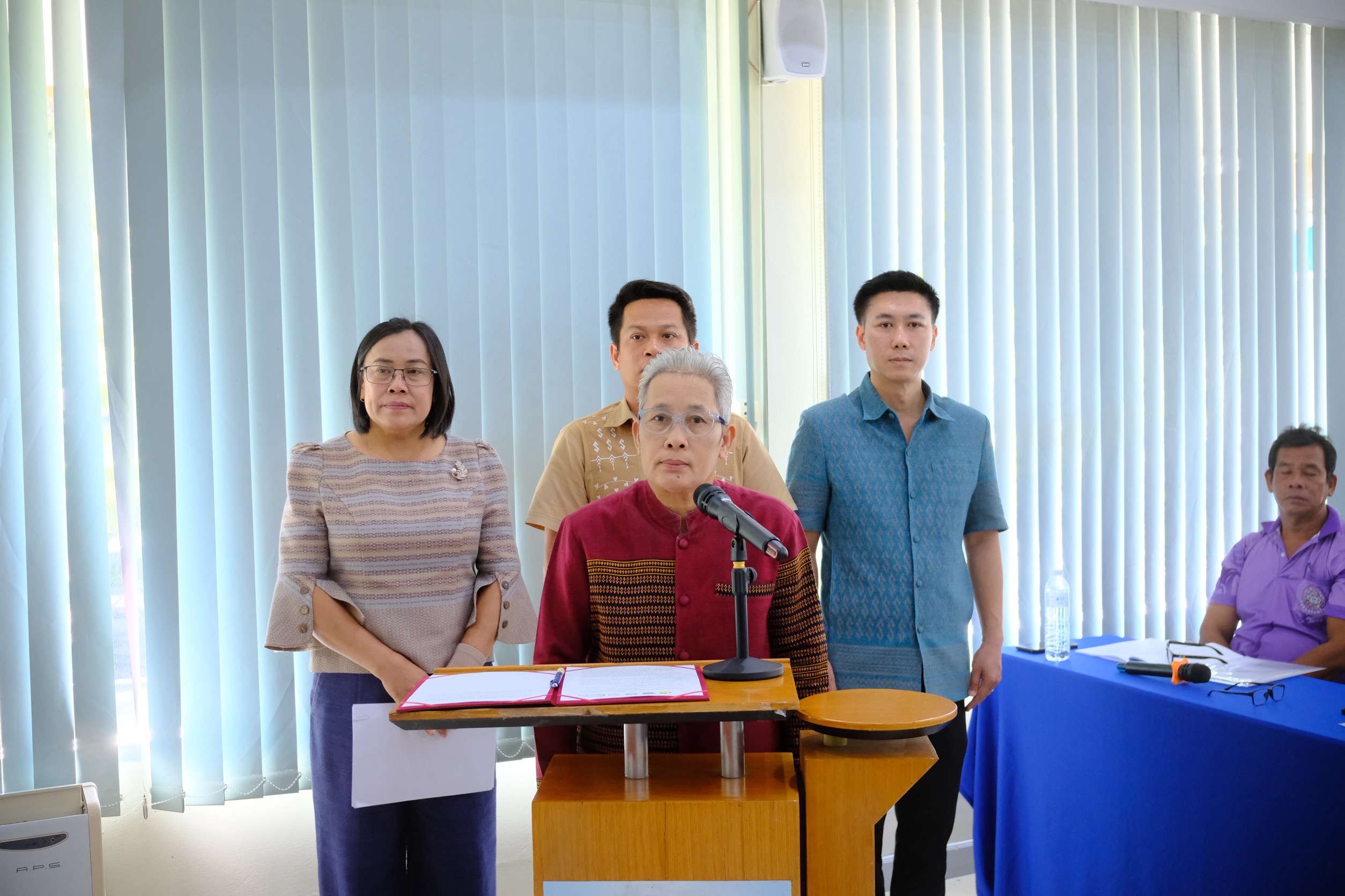 พช.สมุทรสงคราม ดำเนินโครงการประชุมเชิงปฏิบัติการส่งเสริมกิจกรรมเครือข่ายกลุ่มออมทรัพย์เพื่อการผลิต ระดับจังหวัด