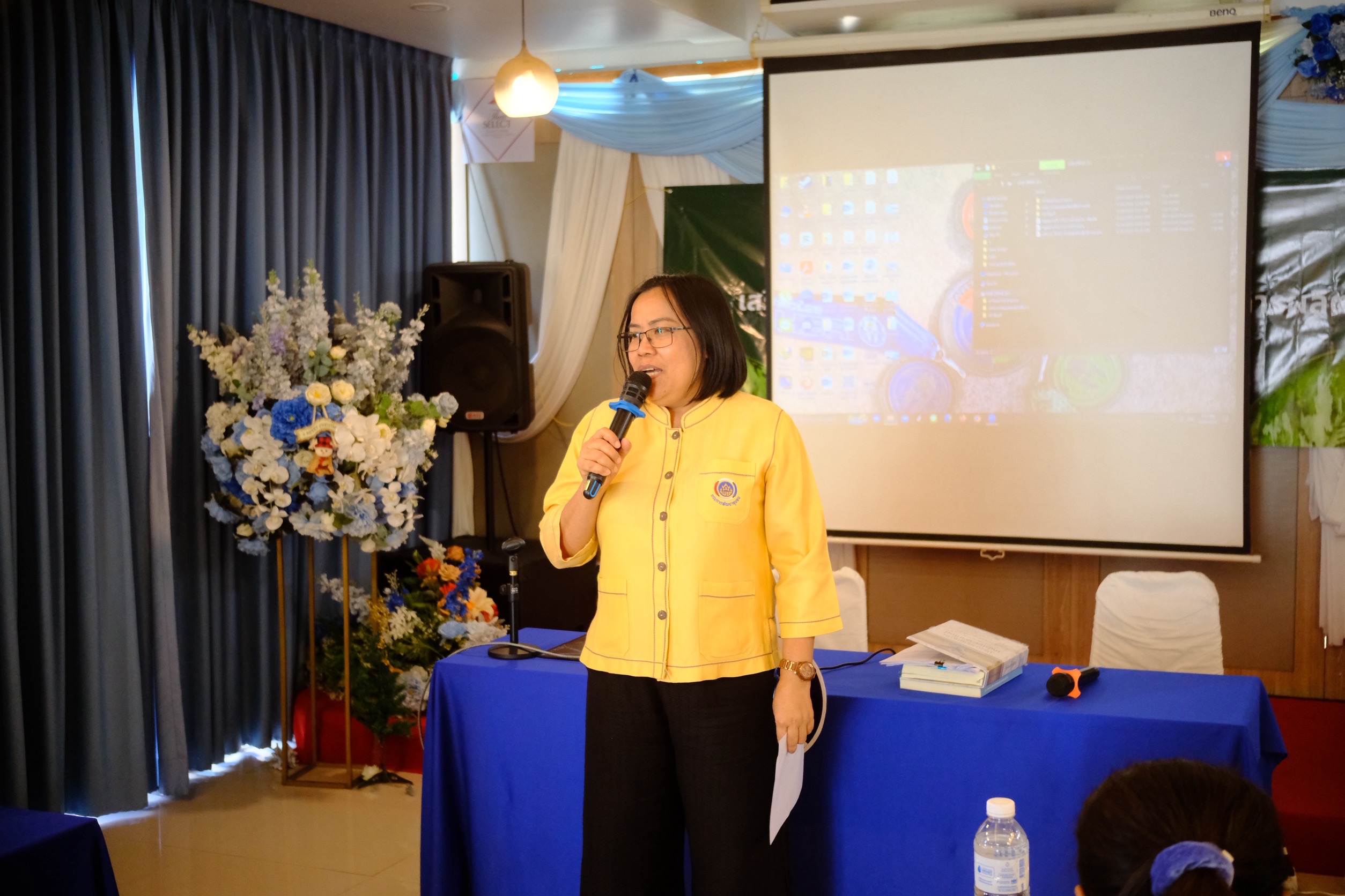 พช.สมุทรสงคราม ดำเนินโครงการการประชุมเชิงปฏิบัติการเสริมสร้างธรรมาภิบาลกลุ่มออมทรัพย์เพื่อการผลิต ระดับจังหวัด