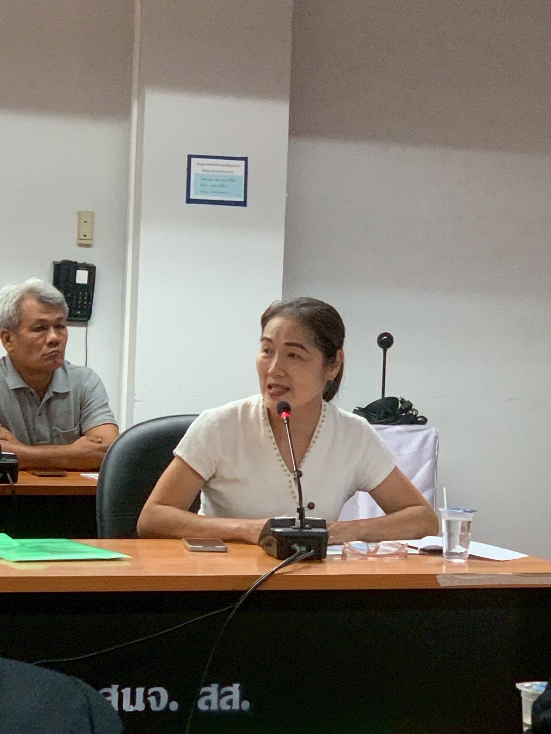 พช.สมุทรสงคราม ดำเนินการประชุมคณะกรรมการรับรองมาตรฐานการพัฒนาชุมชน (มชช.)
