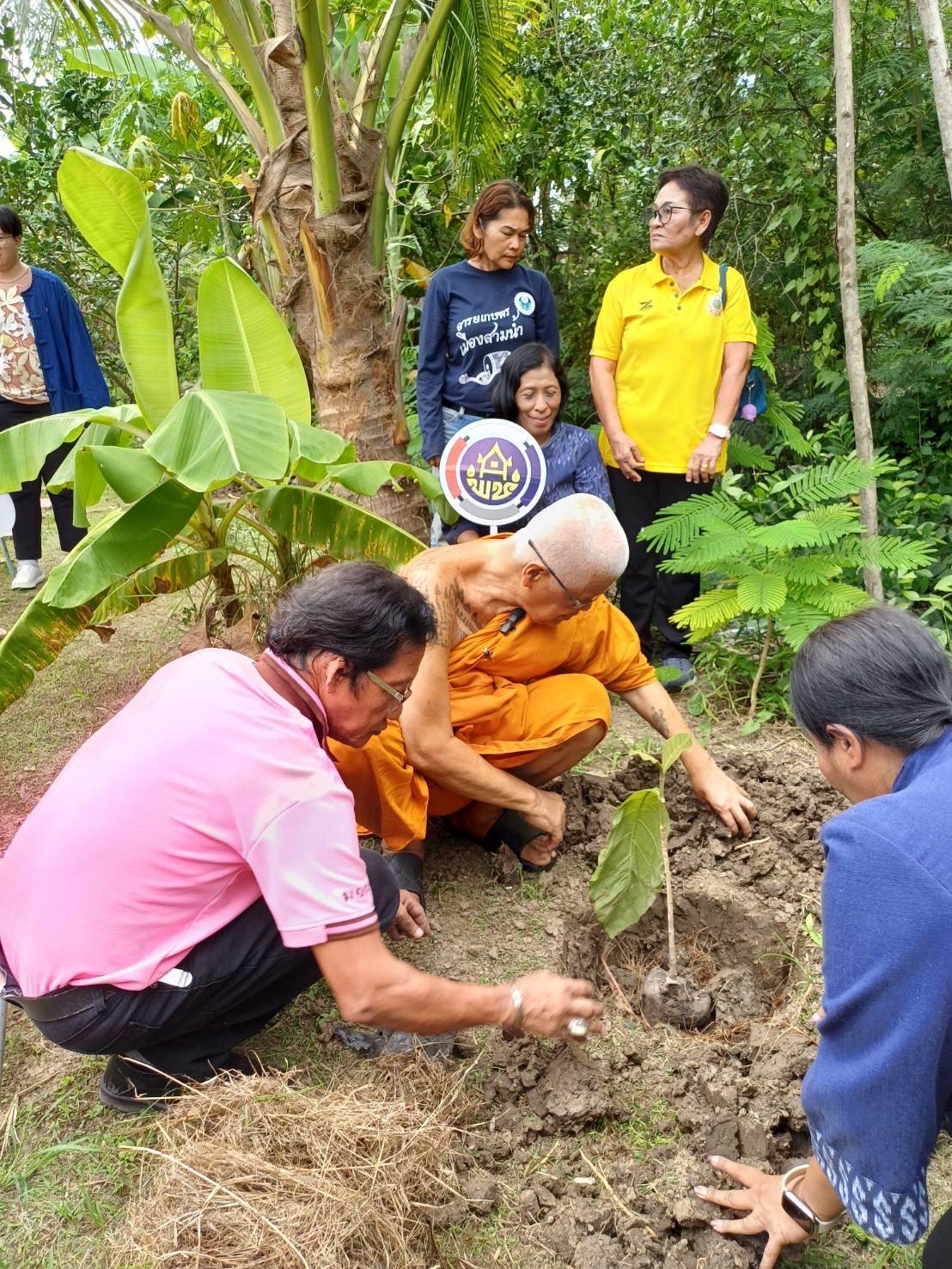 จังหวัดสมุทรสงคราม จัดกิจกรรม “เอามื้อสามัคคี เราทำความดีด้วยหัวใจ ครั้งที่ 36”