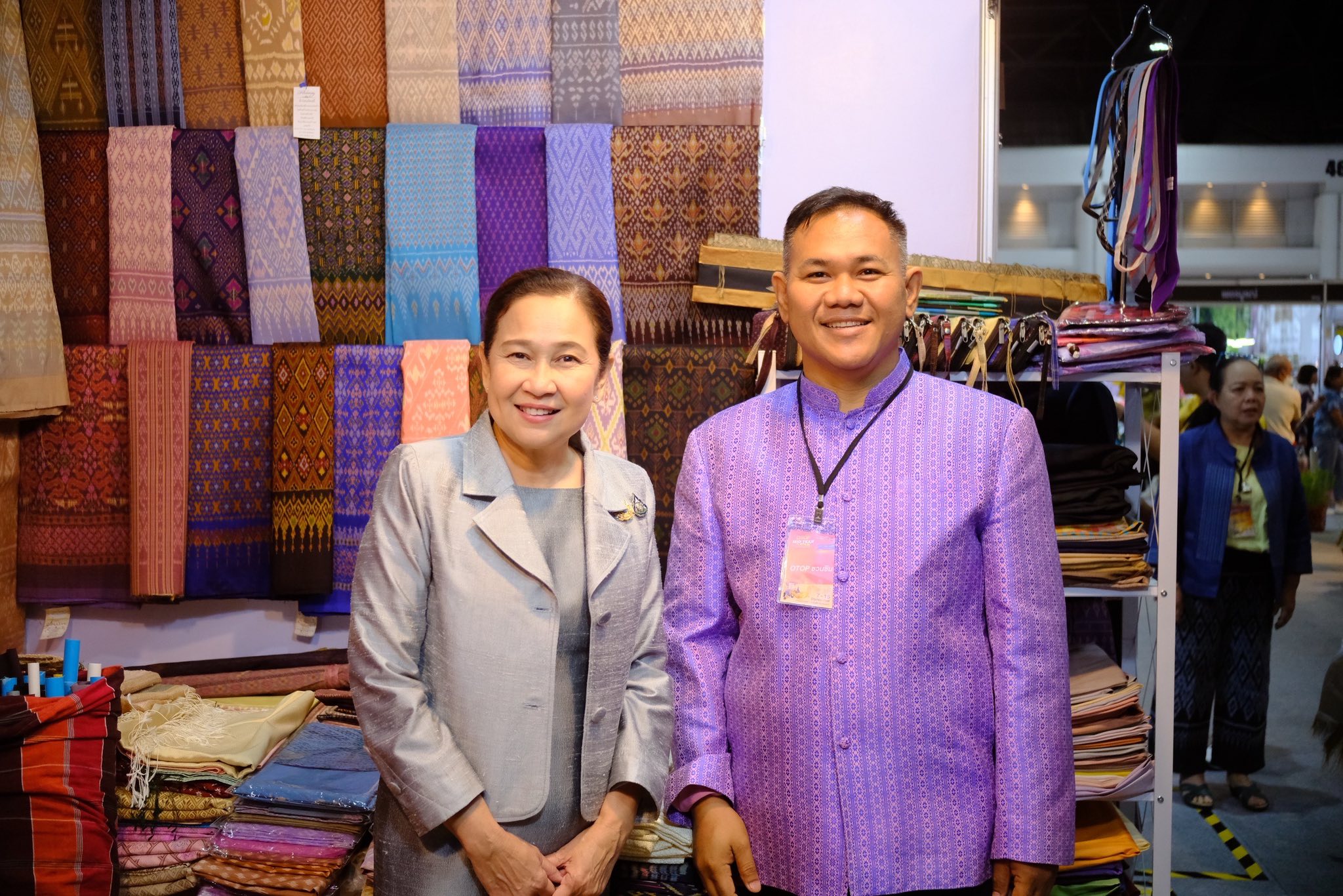 จังหวัดสมุทรสงคราม ร่วมพิธีเปิดงาน OTOP MIDYEAR 2025 ชู OTOP และ Soft Power ให้ชีวิตความเป็นอยู่ของประชาชนดีขึ้น