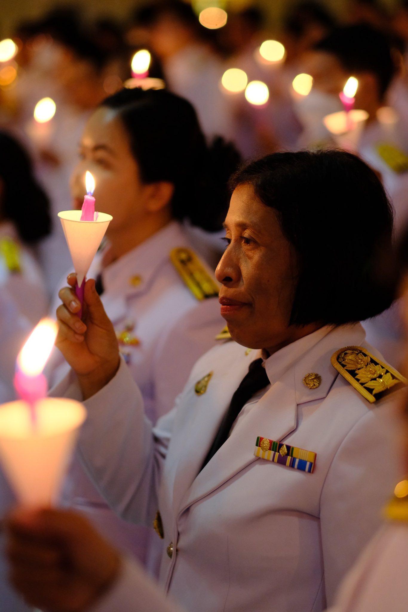 พช.สมุทรสงคราม ร่วมพิธีถวายเครื่องราชสักการะและวางพานพุ่ม และจุดเทียนชัยถวายพระพรชัยมงคล เฉลิมพระเกียรติสมเด็จพระนางเจ้า ฯ พระบรมราชินี เนื่องในโอกาสวันเฉลิมพระชนมพรรษา 3 มิถุนายน 2568