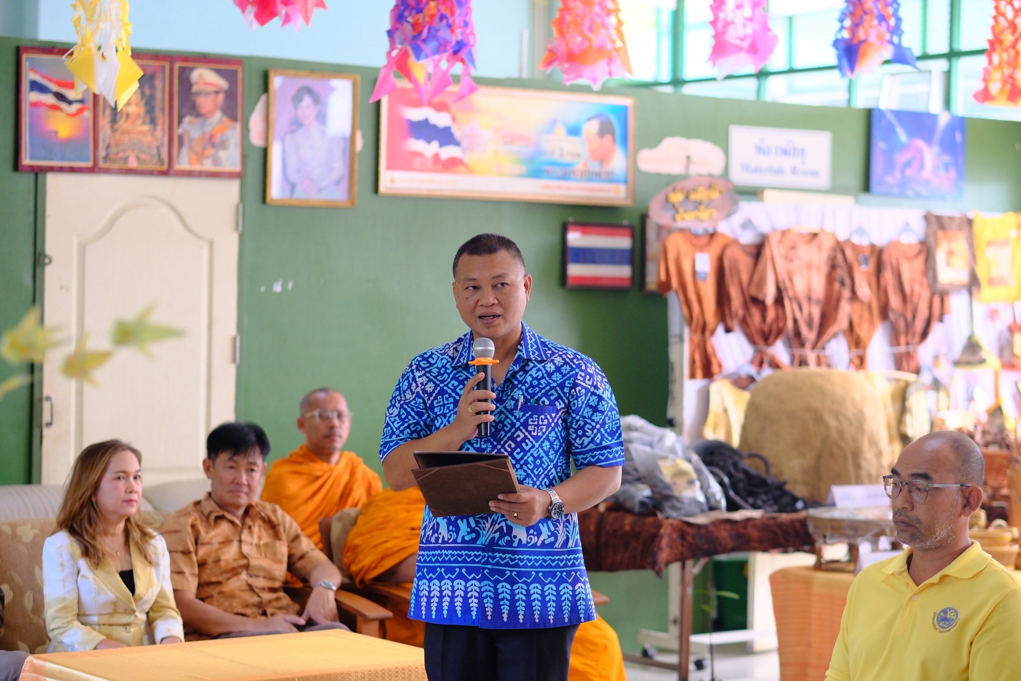 จังหวัดสมุทรสงคราม จัดกิจกรรมคัดสรรหมู่บ้านเศรษฐกิจพอเพียง “อยู่เย็น เป็นสุข” ดีเด่นระดับจังหวัด และกิจกรรมพัฒนาชุมชนดีเด่นระดับจังหวัด ประจำปี 2568