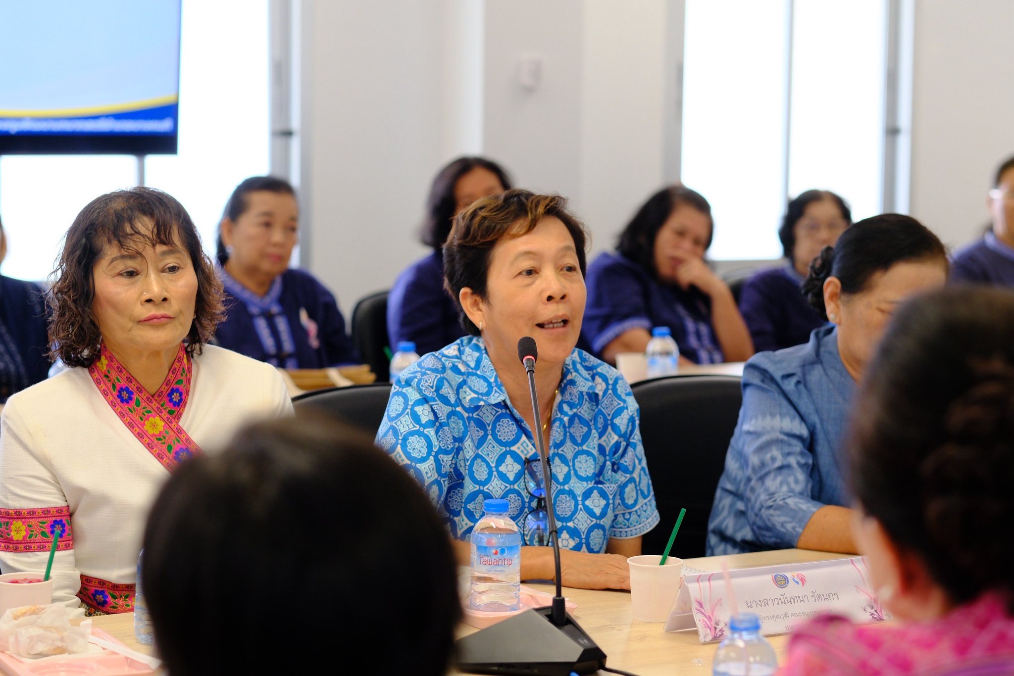 จังหวัดสมุทรสงคราม ดำเนินการคัดเลือกคนกองทุนพัฒนาบทบาทสตรีดีเด่นระดับจังหวัด ตามโครงการเชิดชูเกียรติคนกองทุนพัฒนาบทบาทสตรี ประจำปี 2568 กิจกรรมที่ 1 การคัดเลือกคนกองทุนพัฒนาบทบาทสตรีดีเด่นระดับจังหวัด