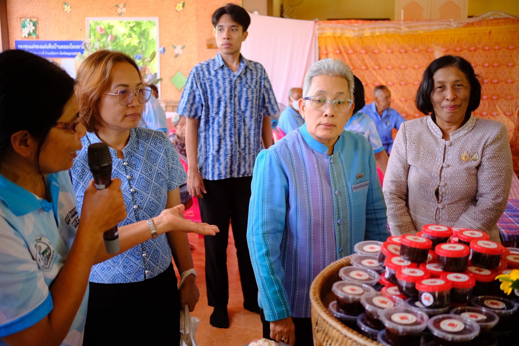 พช.สมุทรสงคราม ลงพื้นที่ติดตามและประกวดหมู่บ้านกองทุนแม่ของแผ่นดินดีเด่นระดับจังหวัด ประจำปีงบประมาณ พ.ศ. 2568