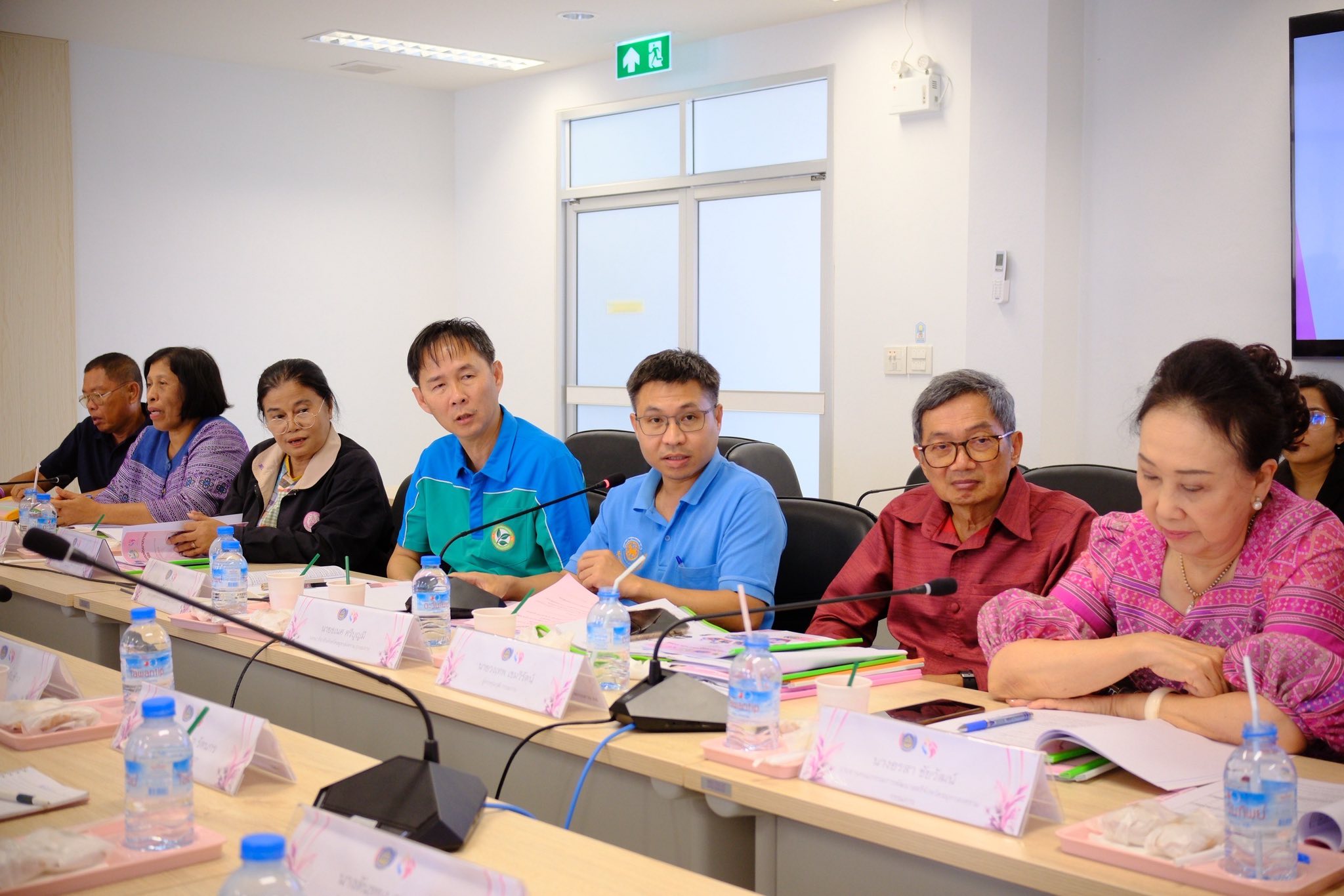 จังหวัดสมุทรสงคราม ดำเนินการคัดเลือกคนกองทุนพัฒนาบทบาทสตรีดีเด่นระดับจังหวัด ตามโครงการเชิดชูเกียรติคนกองทุนพัฒนาบทบาทสตรี ประจำปี 2568 กิจกรรมที่ 1 การคัดเลือกคนกองทุนพัฒนาบทบาทสตรีดีเด่นระดับจังหวัด