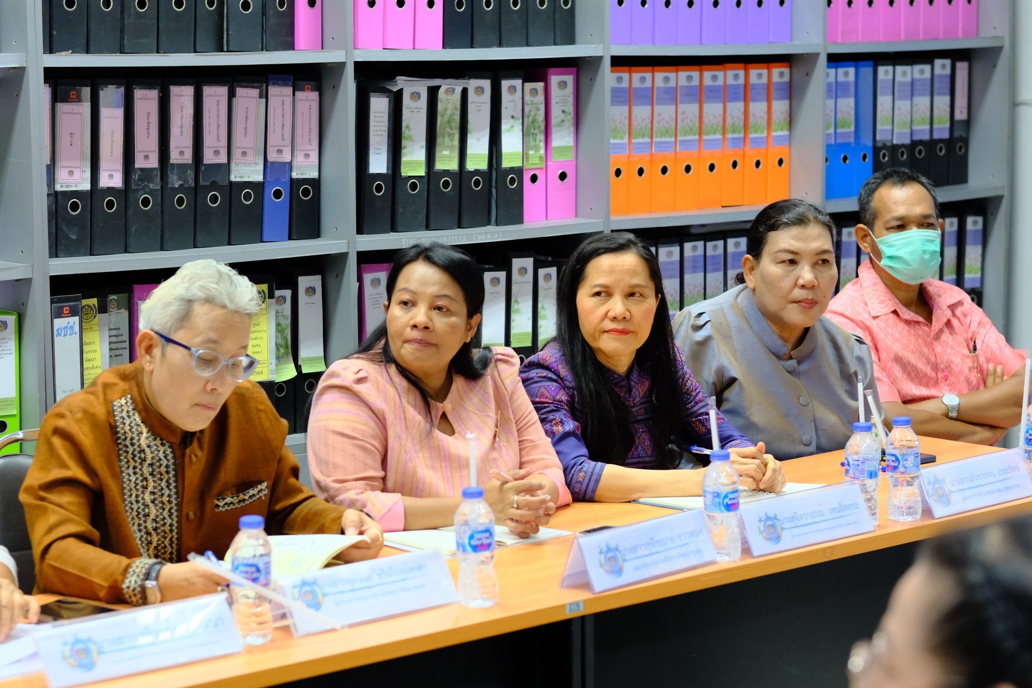 คณะกรรมการคัดเลือกข้าราชการ ลูกจ้างประจำ พนักงานราชการดีเด่น กรมการพัฒนาชุมชน ลงพื้นที่ติดตามการประเมิณผลในจังหวัดสมุทรสงคราม ประจำปีงบประมาณ 2568