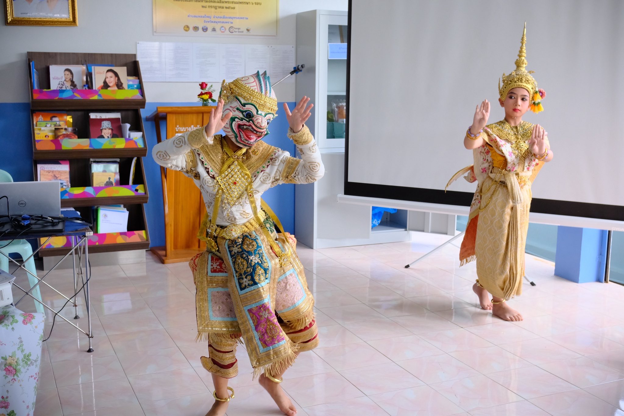 พช.สมุทรสงคราม ลงพื้นที่ติดตามและประกวดหมู่บ้านกองทุนแม่ของแผ่นดินดีเด่นระดับจังหวัด ประจำปีงบประมาณ พ.ศ. 2568