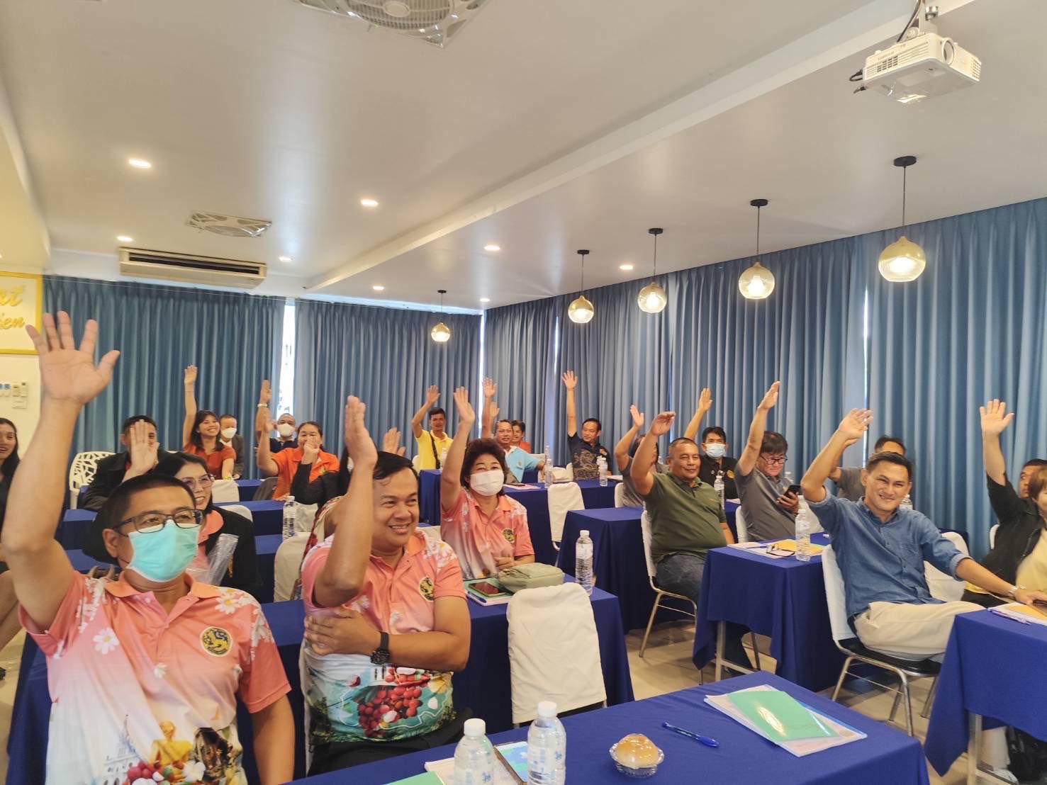 พช.สมุทรสงคราม ดำเนินโครงการสร้างเครือข่ายผู้นำการเปลี่ยนแปลง (ระดับจังหวัด)