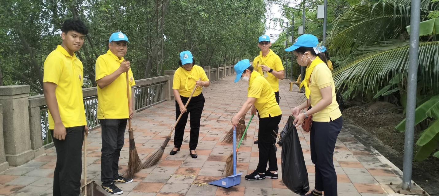 พช.สมุทรสงคราม ร่วมกิจกรรมจิตอาสาพัฒนา เนื่องในวันคล้ายวันพระราชสมภพ สมเด็จพระนางเจ้าฯ พระบรมราชินี