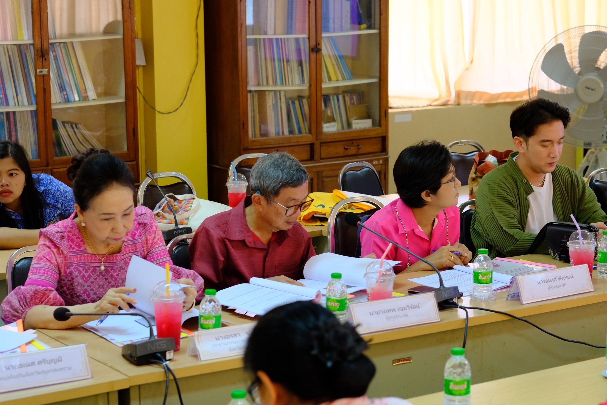 จังหวัดสมุทรสงคราม ดำเนินการคัดเลือกคนกองทุนพัฒนาบทบาทสตรีดีเด่นระดับจังหวัด ตามโครงการเชิดชูเกียรติคนกองทุนพัฒนาบทบาทสตรี ประจำปี 2568 กิจกรรมที่ 1 การคัดเลือกคนกองทุนพัฒนาบทบาทสตรีดีเด่นระดับจังหวัด