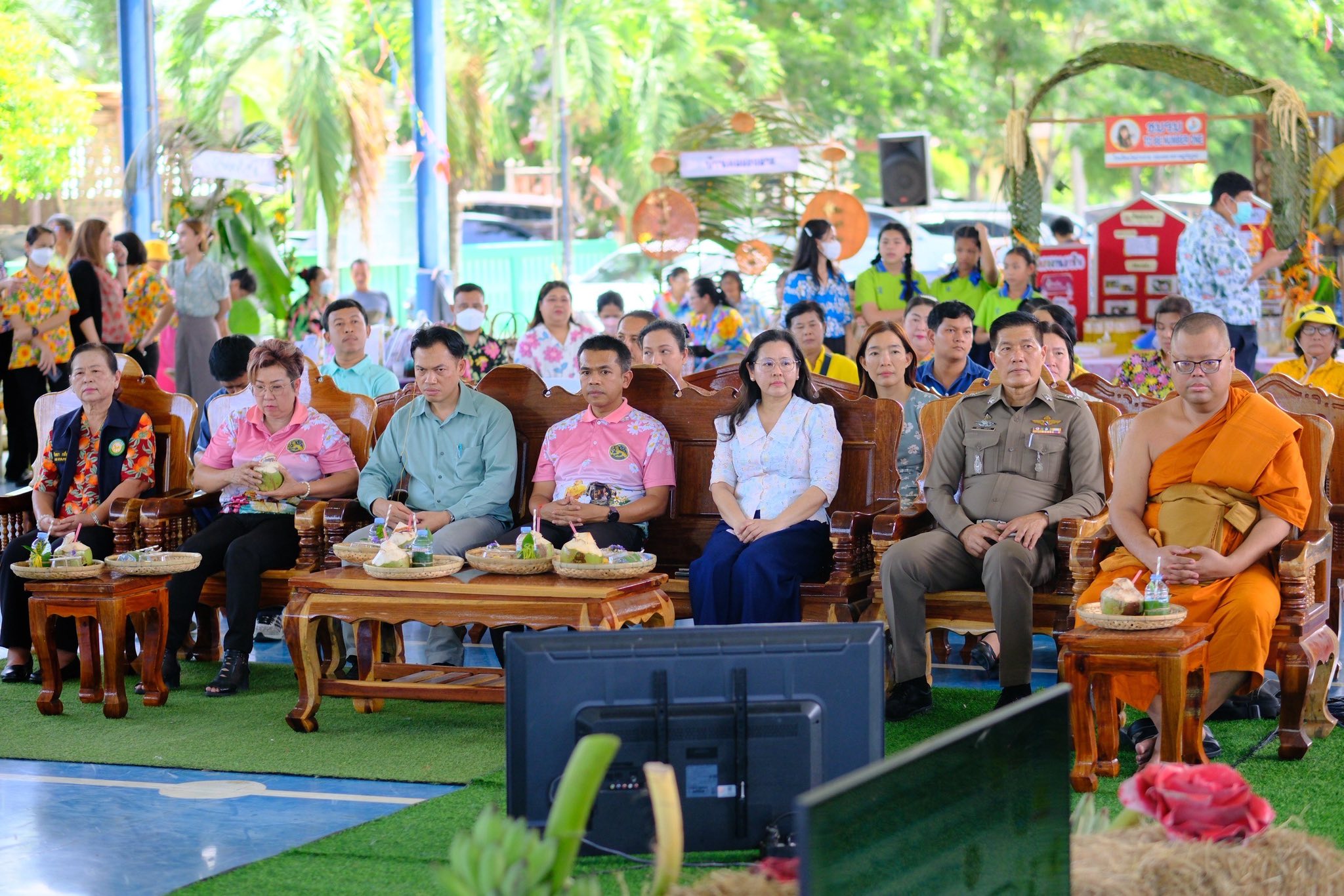 จังหวัดสมุทรสงคราม จัดกิจกรรมคัดสรรหมู่บ้านเศรษฐกิจพอเพียง “อยู่เย็น เป็นสุข” ดีเด่นระดับจังหวัด และกิจกรรมพัฒนาชุมชนดีเด่นระดับจังหวัด ประจำปี 2568