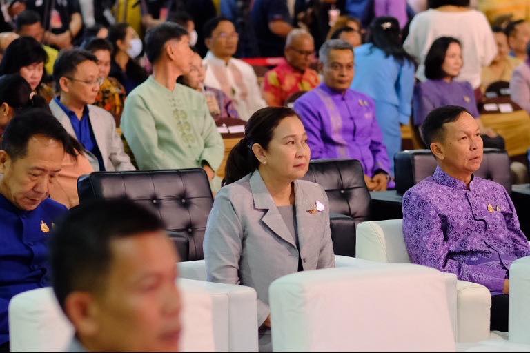 จังหวัดสมุทรสงคราม ร่วมพิธีเปิดงาน OTOP MIDYEAR 2025 ชู OTOP และ Soft Power ให้ชีวิตความเป็นอยู่ของประชาชนดีขึ้น