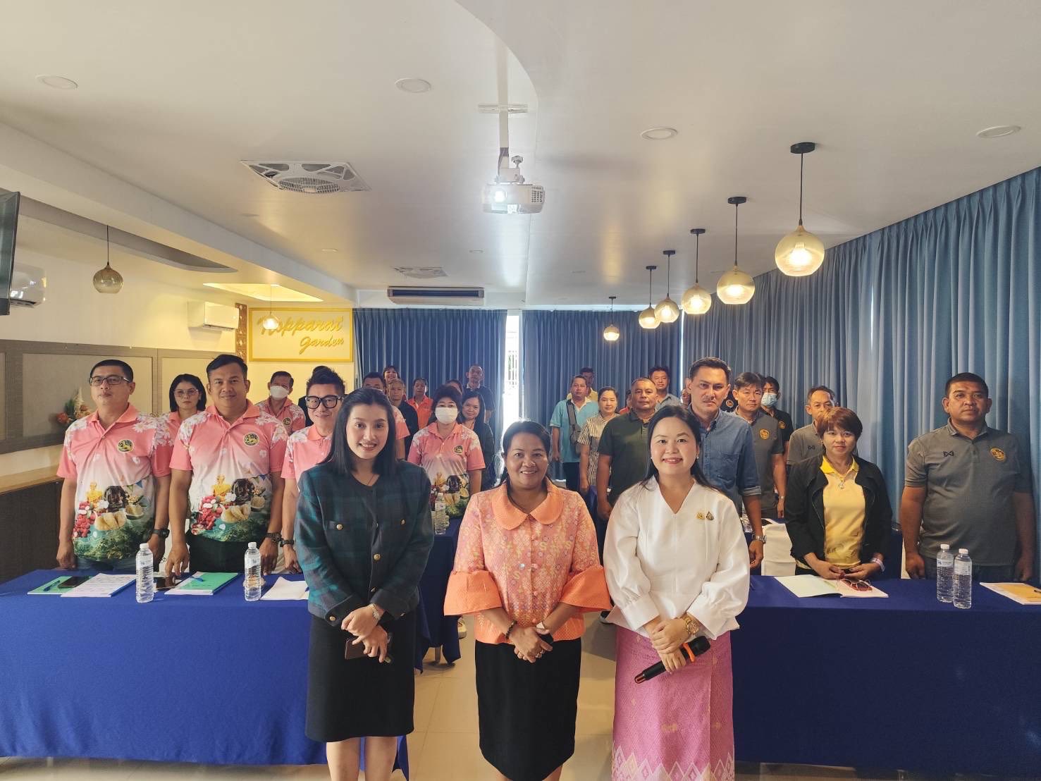 พช.สมุทรสงคราม ดำเนินโครงการสร้างเครือข่ายผู้นำการเปลี่ยนแปลง (ระดับจังหวัด)