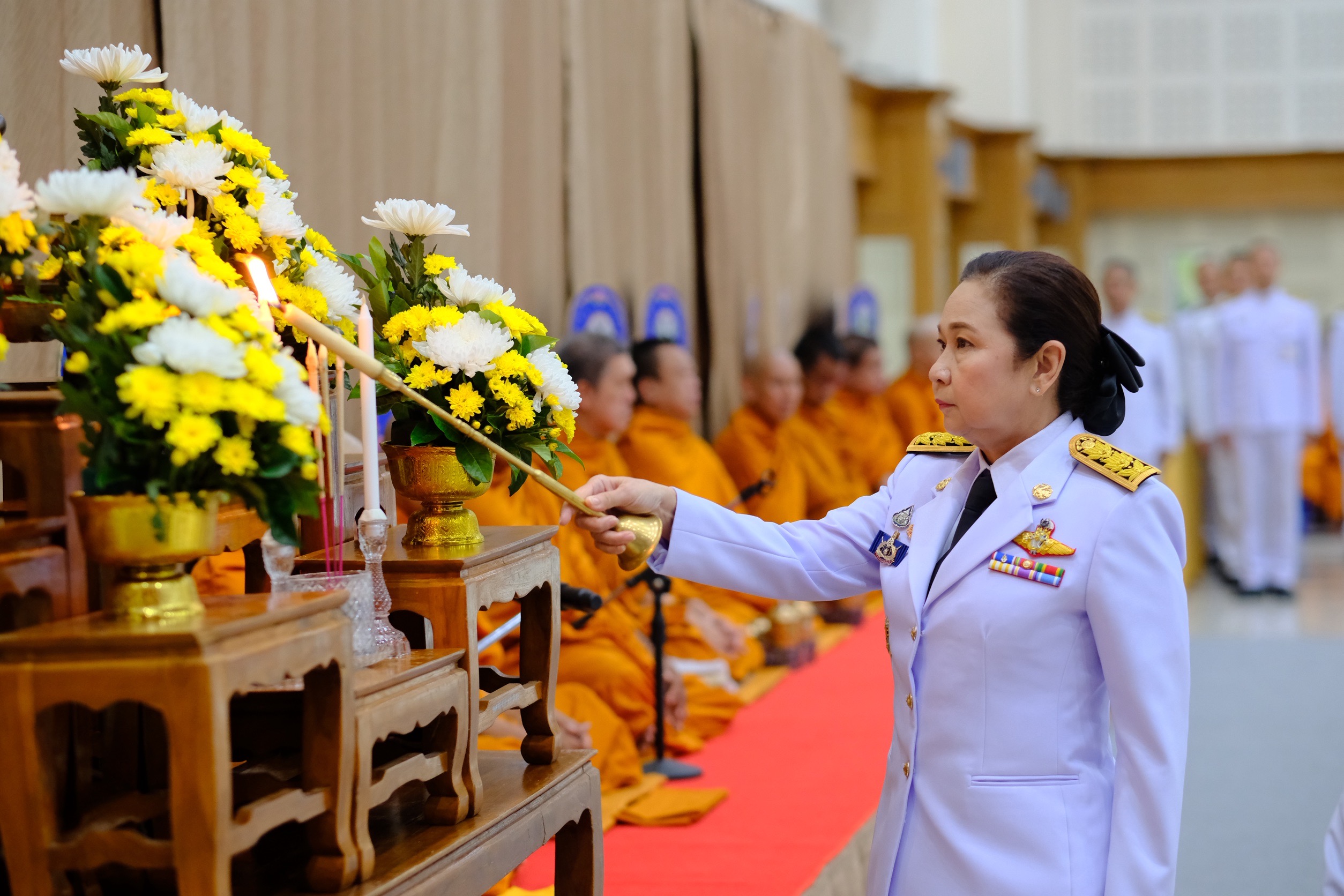 พช.สมุทรสงคราม ร่วมพิธีทำบุญตักบาตรถวายพระราชกุศลและพิธีถวายพระพรชัยมงคล เนื่องในโอกาสวันคล้ายวันประสูติพระเจ้าวรวงศ์เธอ พระองค์เจ้าโสมสวลี กรมหมื่นสุทธนารีนาถ