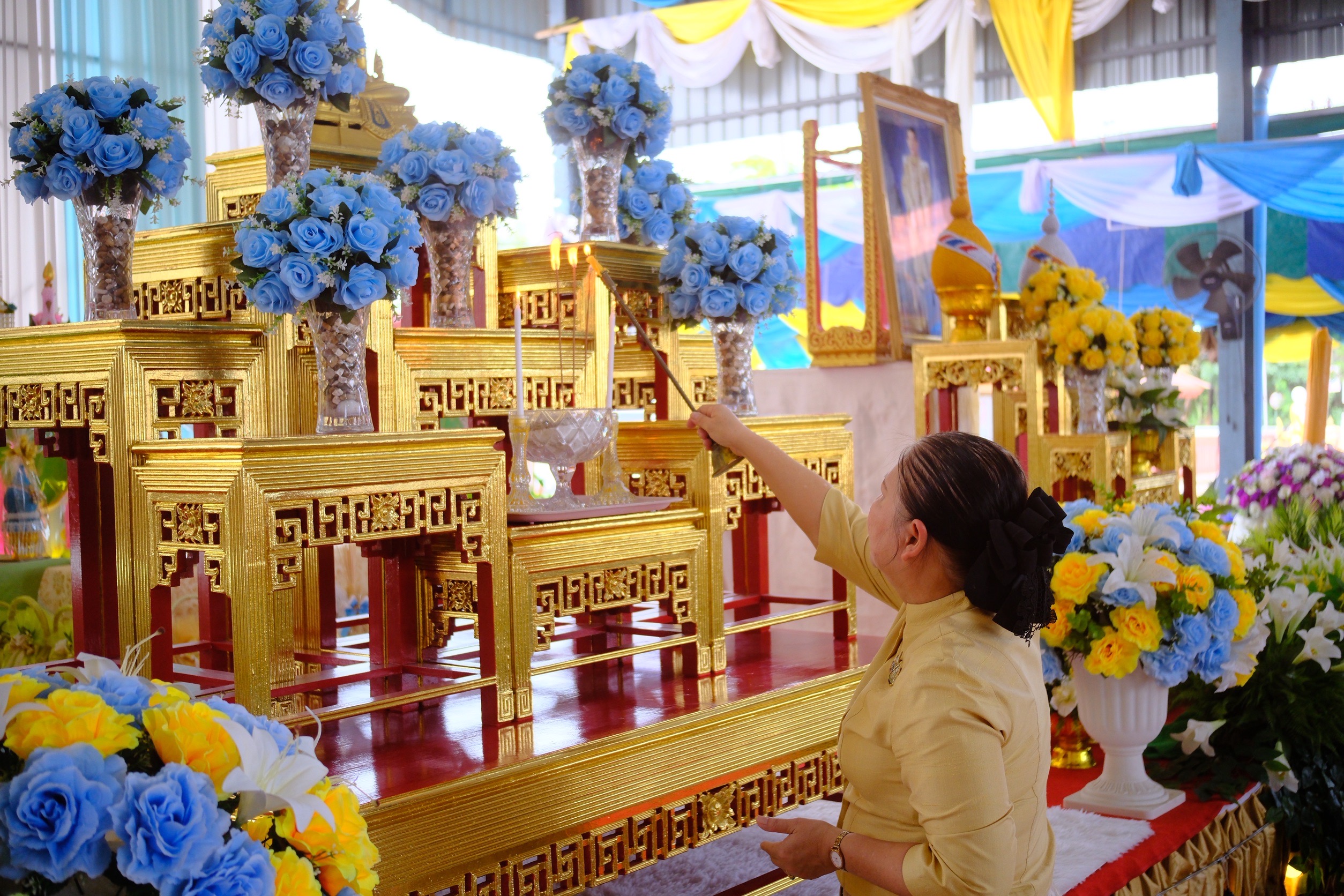 พช.สมุทรสงคราม จัดพิธีถวายเทียนพรรษา เพื่อถวายเป็นพุทธบูชาและถวายเป็นพระราชกุศลแด่ พระบาทสมเด็จพระเจ้าอยู่หัว เนื่องในโอกาสมหามงคลเฉลิมพระชนมพรรษา 28 กรกฎาคม 2568