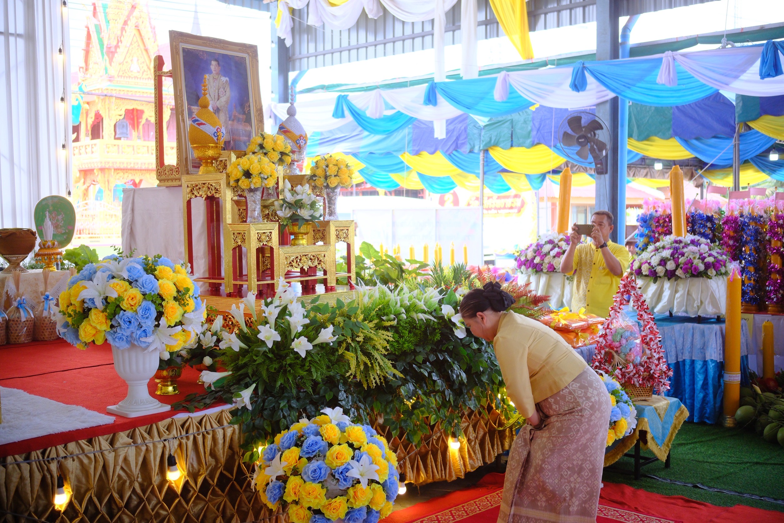 พช.สมุทรสงคราม จัดพิธีถวายเทียนพรรษา เพื่อถวายเป็นพุทธบูชาและถวายเป็นพระราชกุศลแด่ พระบาทสมเด็จพระเจ้าอยู่หัว เนื่องในโอกาสมหามงคลเฉลิมพระชนมพรรษา 28 กรกฎาคม 2568