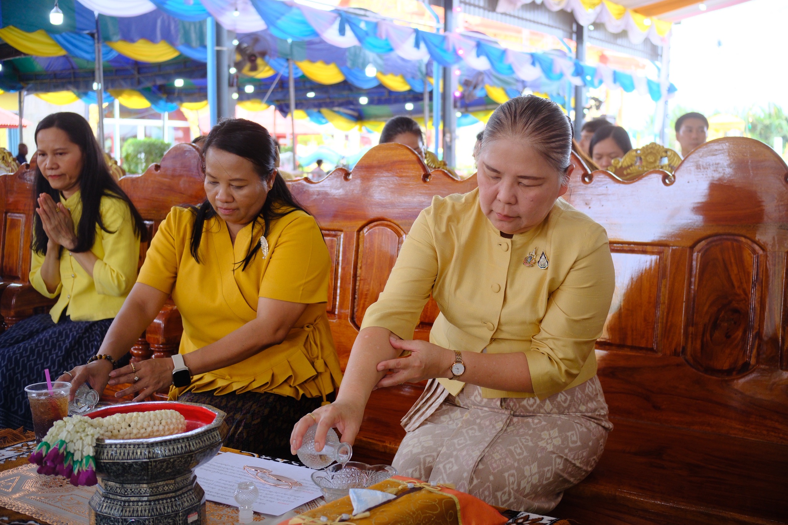 พช.สมุทรสงคราม จัดพิธีถวายเทียนพรรษา เพื่อถวายเป็นพุทธบูชาและถวายเป็นพระราชกุศลแด่ พระบาทสมเด็จพระเจ้าอยู่หัว เนื่องในโอกาสมหามงคลเฉลิมพระชนมพรรษา 28 กรกฎาคม 2568