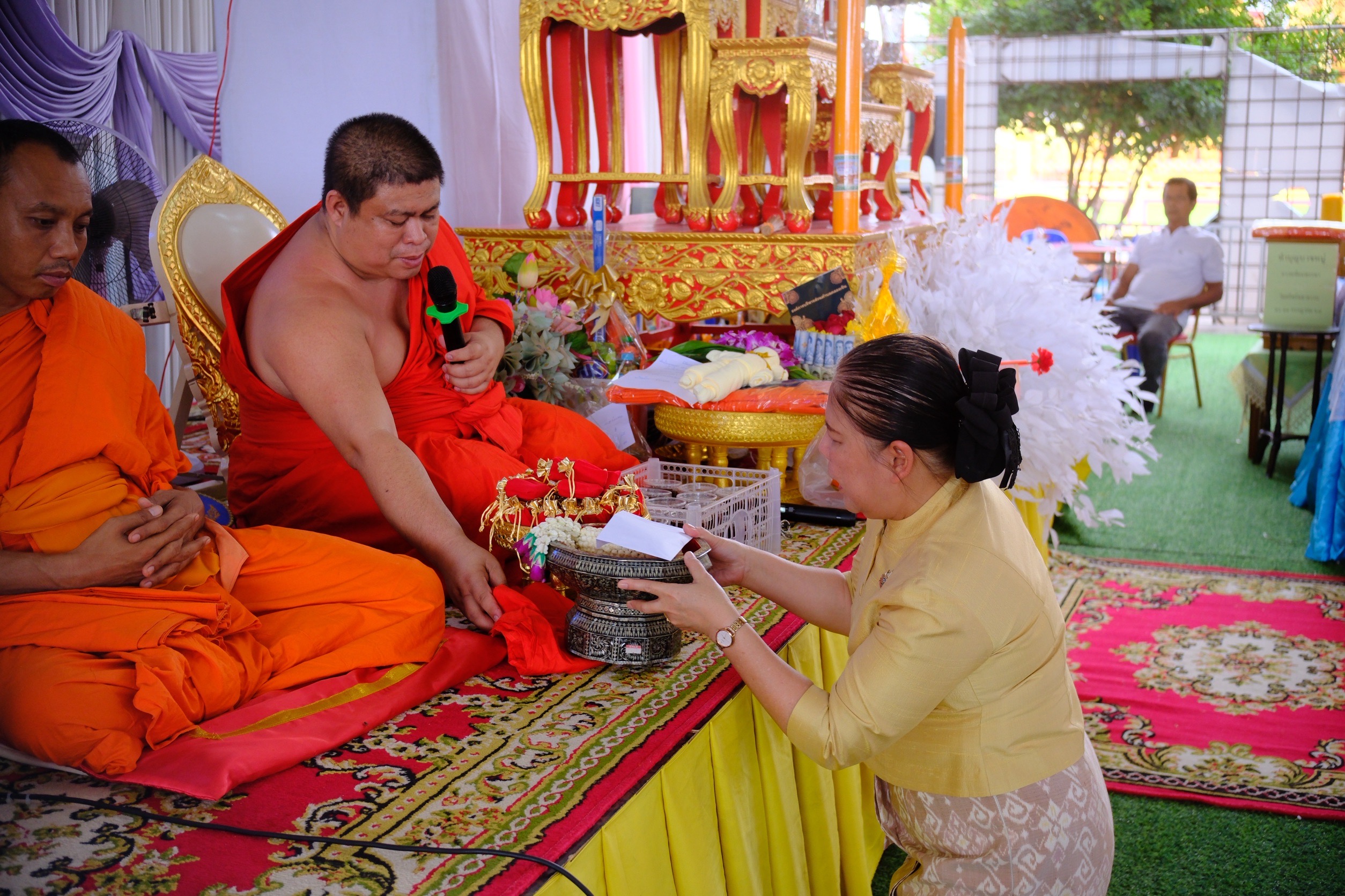 พช.สมุทรสงคราม จัดพิธีถวายเทียนพรรษา เพื่อถวายเป็นพุทธบูชาและถวายเป็นพระราชกุศลแด่ พระบาทสมเด็จพระเจ้าอยู่หัว เนื่องในโอกาสมหามงคลเฉลิมพระชนมพรรษา 28 กรกฎาคม 2568